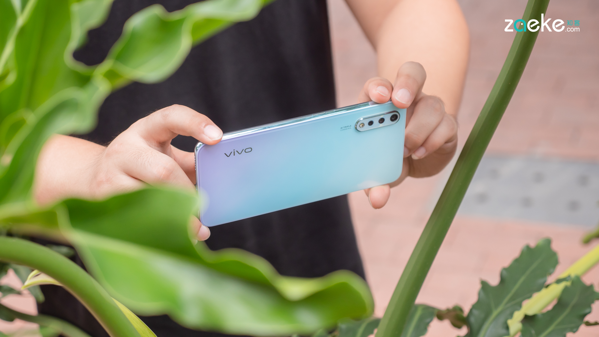 这是vivoy7s这是vivo在千元市场的盾